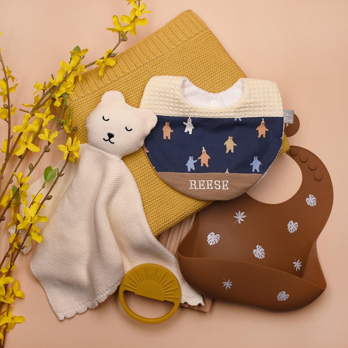 Handmade Cotton Bib (Grizzly Bear x Multi)